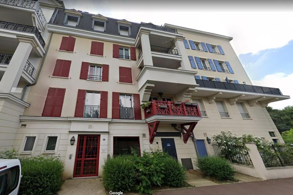 Flat For 6 Persons 10 Minutes From Cdg Airport Appartement Le Blanc-Mesnil Buitenkant foto